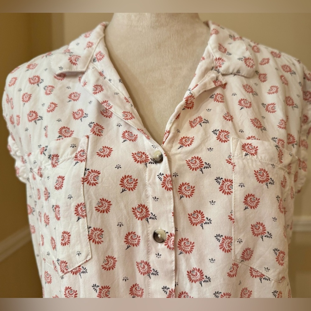 🪸 JACHS Girlfriend White w/ Coral Flowers Short Sleeve Blouse, Women’s Size M - Picture 2 of 6